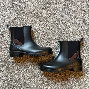 Planone matte black rain boots